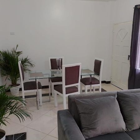 Comfortable 3-Bedroom Apartment, Close To The American Consulate กวายากิล ภายนอก รูปภาพ