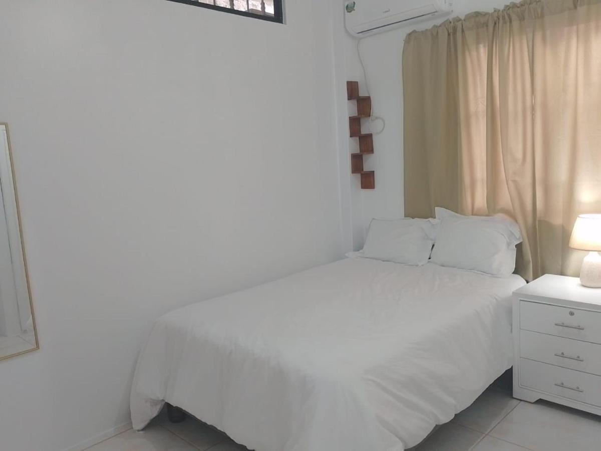 Comfortable 3-Bedroom Apartment, Close To The American Consulate กวายากิล ภายนอก รูปภาพ